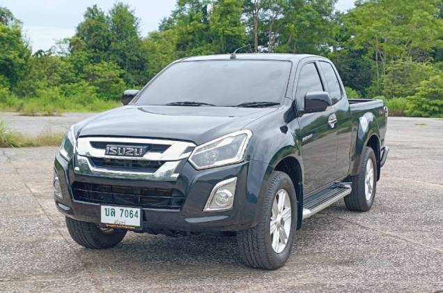 D-Max All New Blue Power Spacecab V-Cross 3.0 Ddi Z 4WD MT