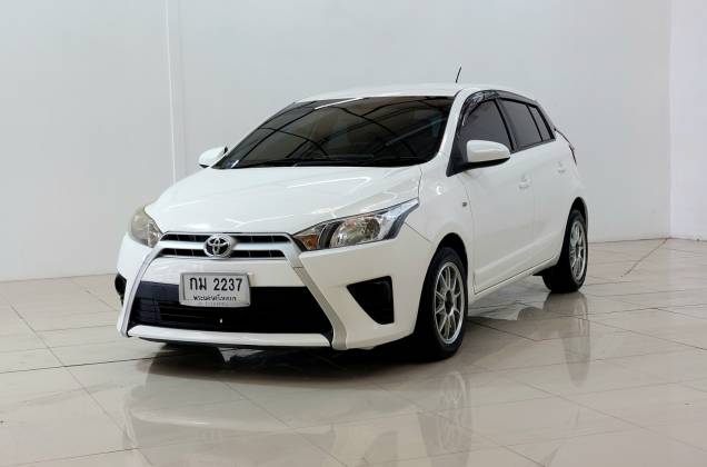 Yaris 1.2 E AT