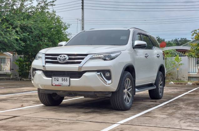 Fortuner 2.4 V (MY15) (MNC) AT