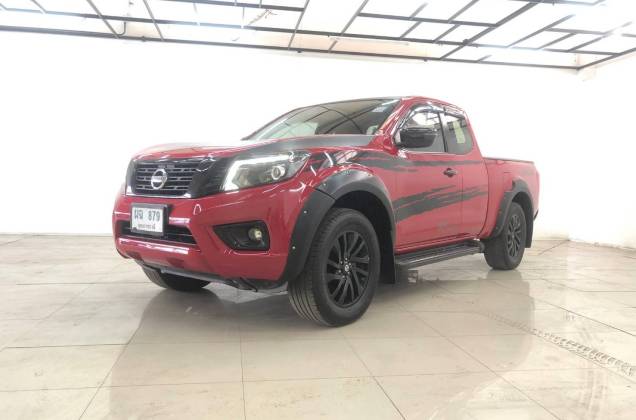 NP300 Navara King Cab 2.5 E Calibre Black Edition MT