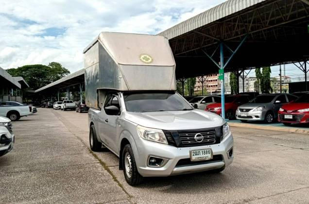 NP300 Navara King Cab 2.5 S MT