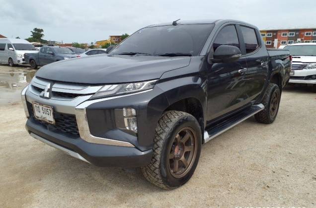 Triton All New Double Cab 2.4 GT Premium Plus (MY19) MT