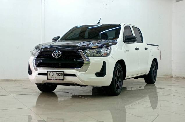 Hilux Revo Double Cab 2.4 Entry Z Edition (MY20) MT