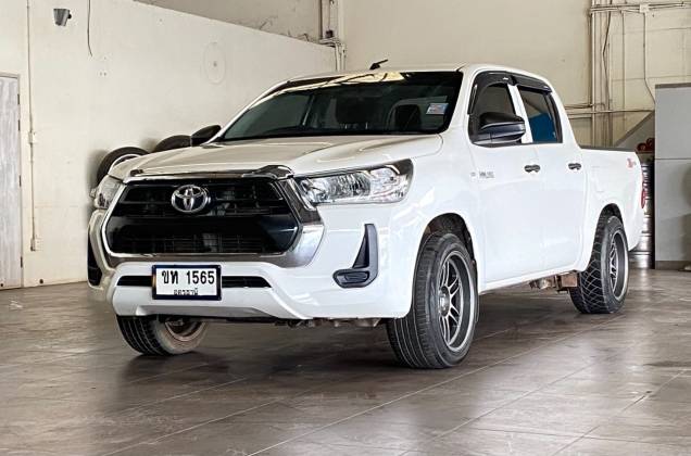 Hilux Revo Double Cab 2.4 EEntry Z Edition (MY20) MT