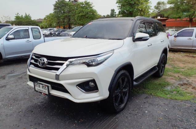 Fortuner 2.8 V TRD Sportivo (MY15) (MNC) AT