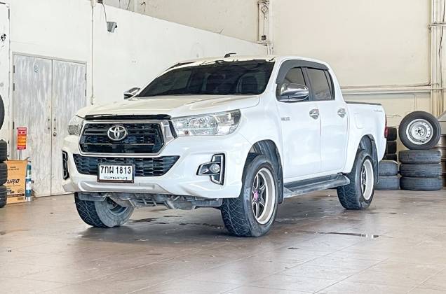 Hilux Revo Double Cab 2.4 J Plus Prerunner (MY18) MT