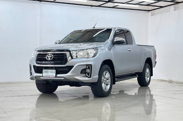 Hilux Revo Smart Cab 2.4 E  Prerunner (MY18) AT