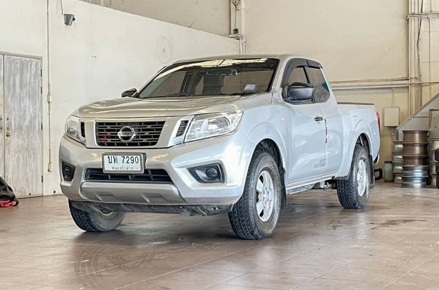 NP300 Navara King Cab 2.5 S MT