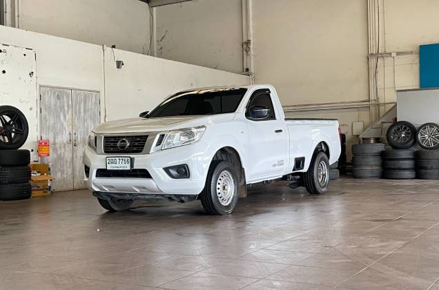 NP300 Navara 2.5 SL (Single Cab) MT