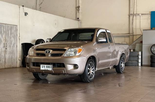 Hilux Vigo Cab 2.5 E MT