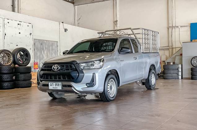 Hilux Revo Smart Cab 2.4 Entry Std Z Editon (MY20) MT