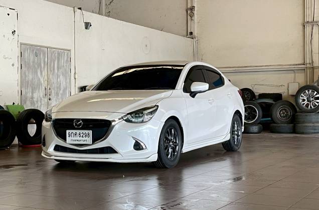 2 1.3 Skyactiv High Connect (MY17) (MNC) AT