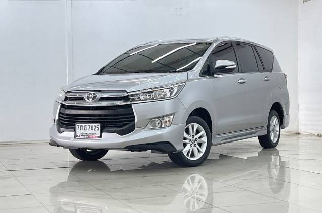 Innova Crysta 2.8 G AT*