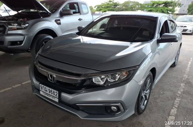 Civic 1.8 EL (MY18) AT